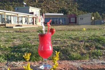 هتل Matholeng Gardens Guesthouse