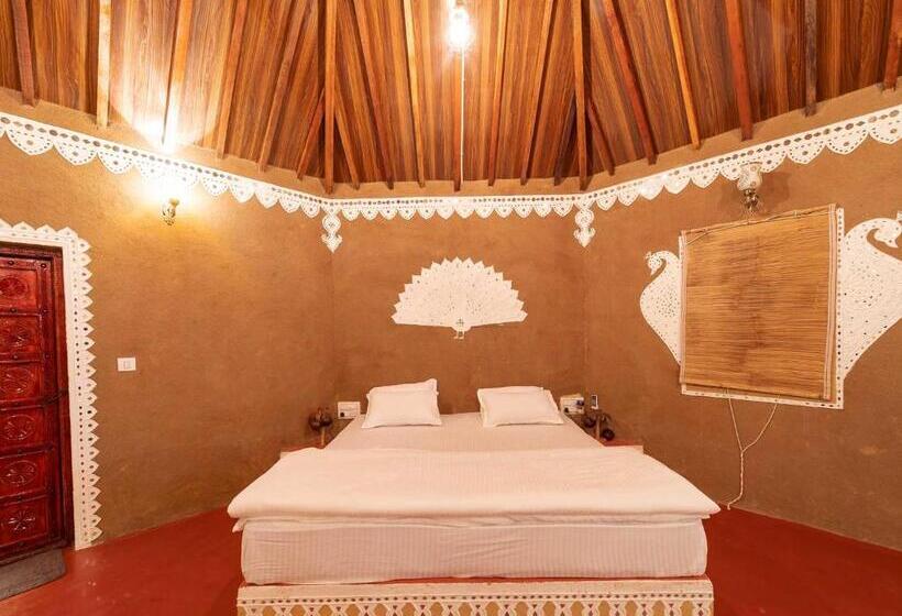 Отель Saachi Villagio Resort