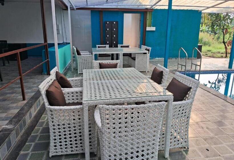 فندق Splash Resort