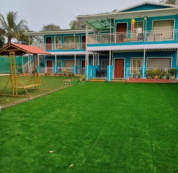 فندق Splash Resort