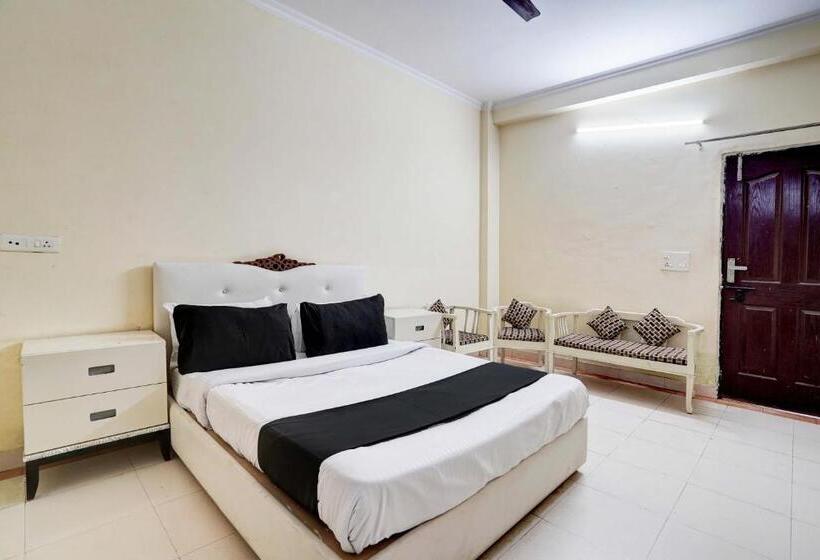 Hotel Super Oyo Collection O Aqua Inn