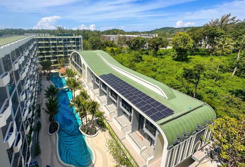 La Green Hotel And Residence