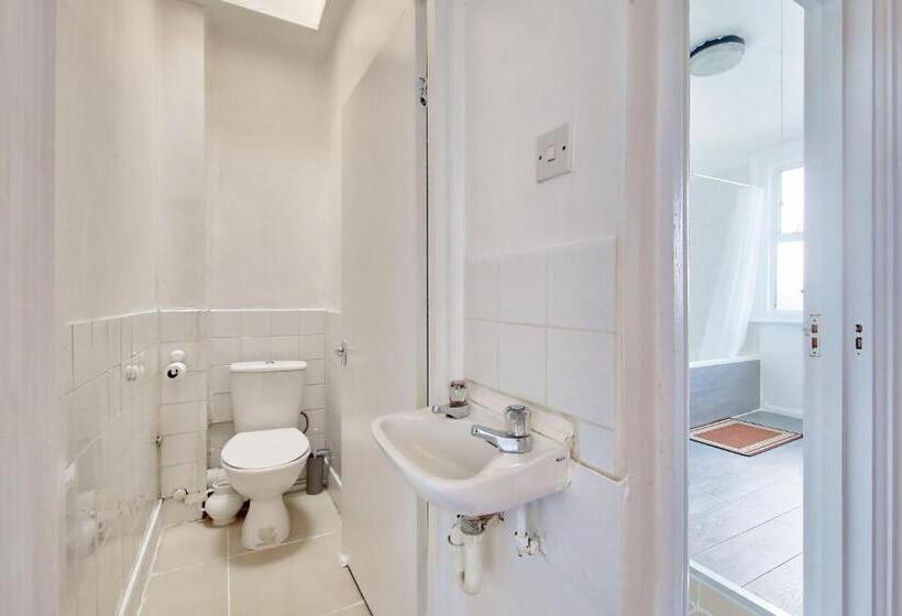 Пансион Cozy London Flat