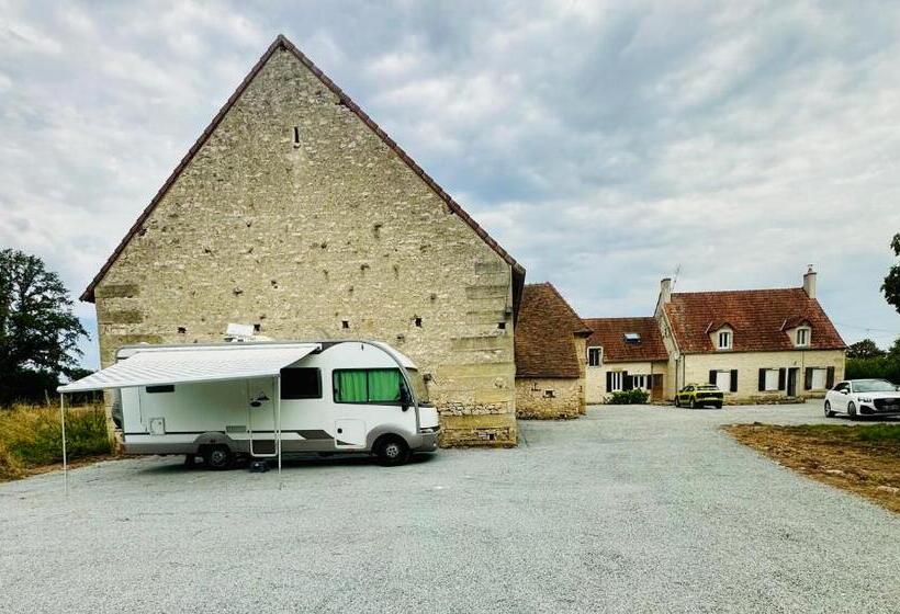 Пансион Chambres D’hôtes Autonomes Le Domaine Neuf Morlac