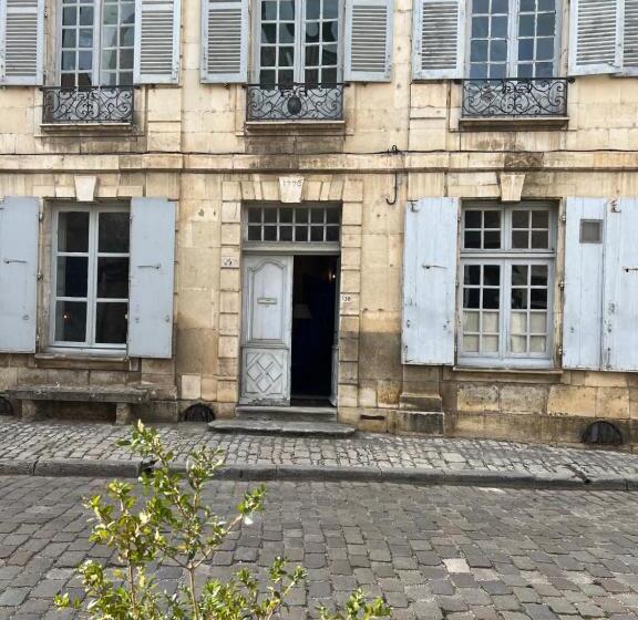 پانسیون Quelques Jours à Noyers Sur Serein