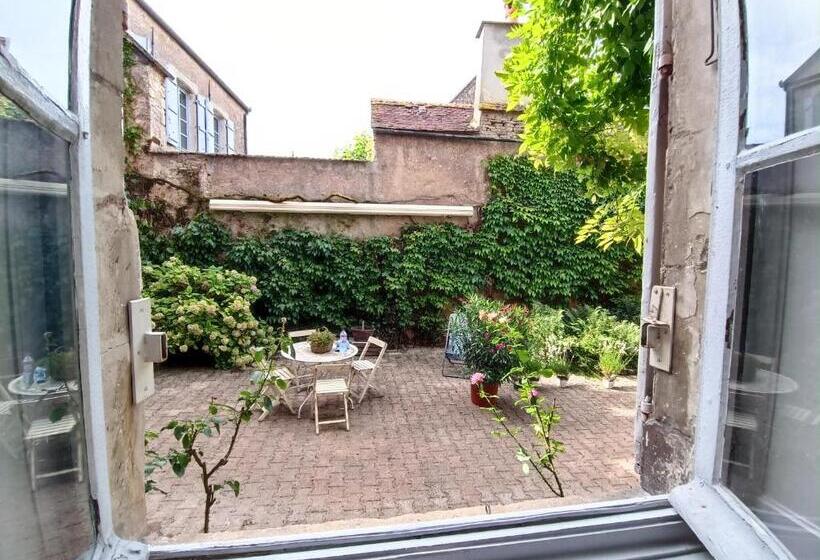پانسیون Quelques Jours à Noyers Sur Serein