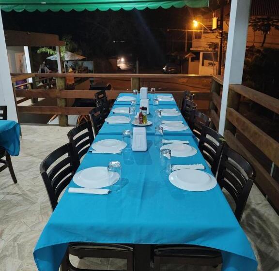 فندق صغير Suites Vitasha  Natureza E Praia
