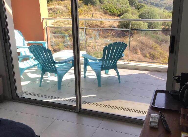 مبيت وإفطار Suite Avec 2 Chambres D Hôtes Pour 1 à 4 Personnes Avec Terrasse, Vue Mer, Parking Privé, Proche Por