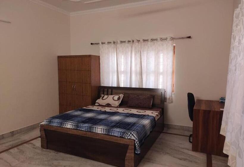 住宿加早餐  The Litchi Tree Courtyard