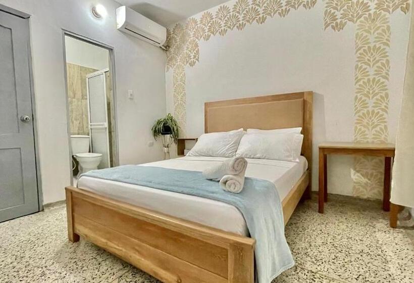 هتل Balcon De Oro Curumani