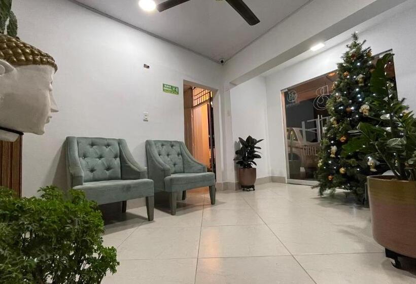 فندق Balcon De Oro Curumani