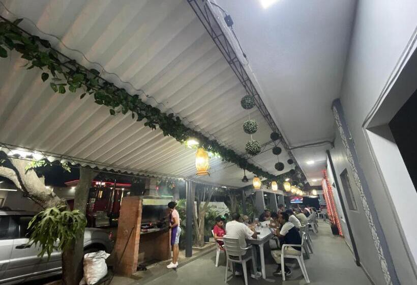 هتل Balcon De Oro Curumani