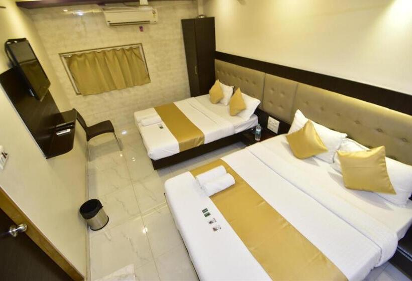 בית מלון כפרי Bkc Palace Inn Jio World Convention Center And Us Visa Center హోటల్ బి కే సి ప్యాలెస్ ఇన్