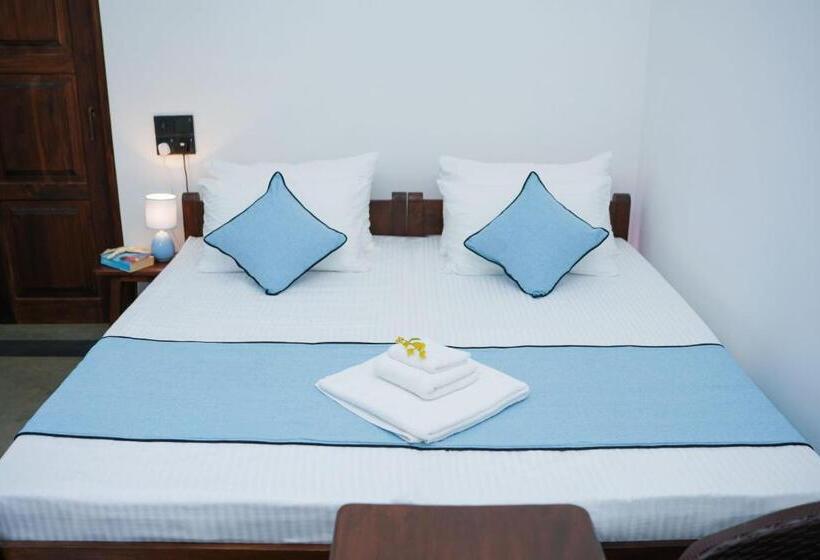 فندق Coffee Shade