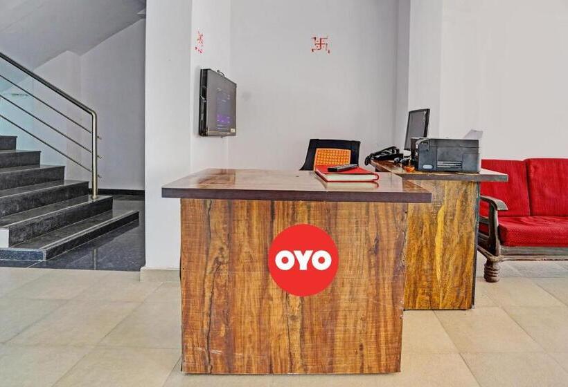هتل Oyo Flagship Bluebird Service Apartment
