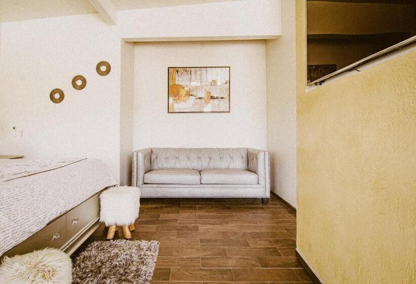 هتل Quinta San Carlos Ensenada