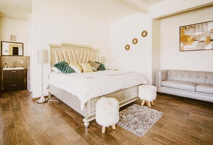 هتل Quinta San Carlos Ensenada
