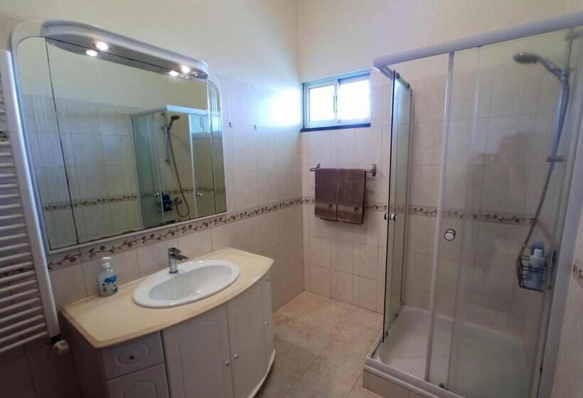 פנסיון Casa Fialli