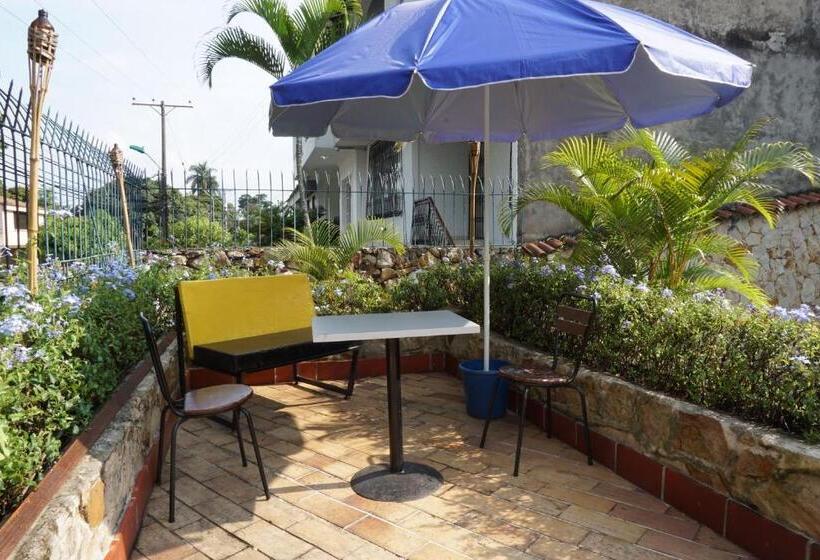 پانسیون Hostel B