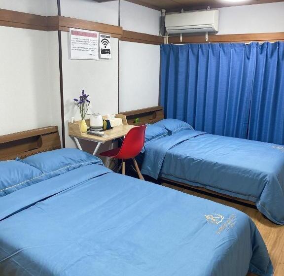 پانسیون Kawaramachi Station · Home Vacation Stay 37891v