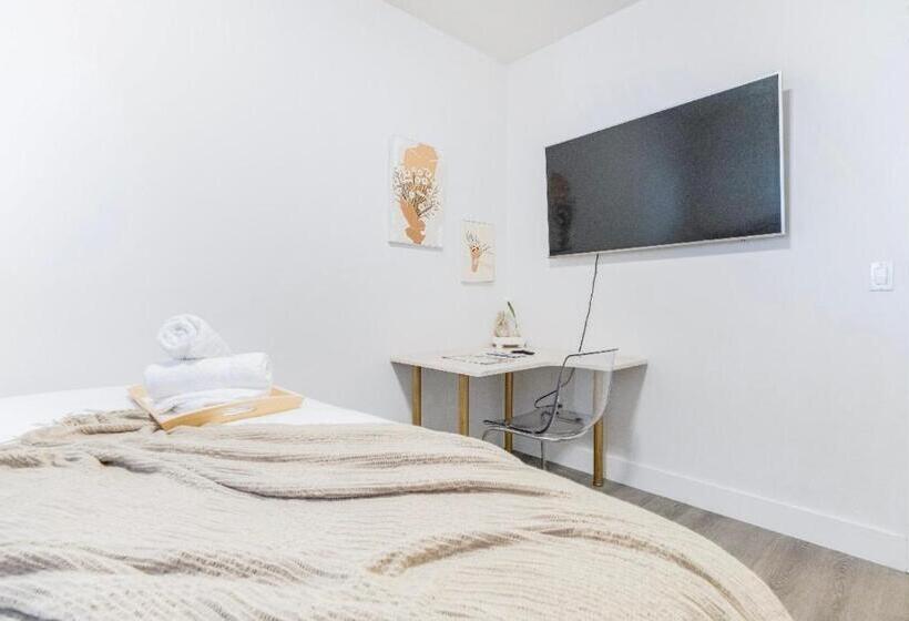 پانسیون Si & Daniel Home Near Yvr Airport & Skytrain Separate Entry Free Parking