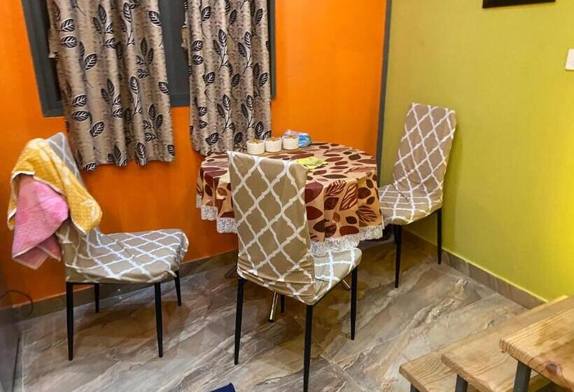 膳宿费 Silverlinecloudcottage