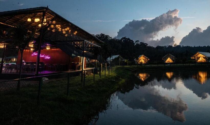 渡假胜地  Redberry S Luxury Stay Coorg