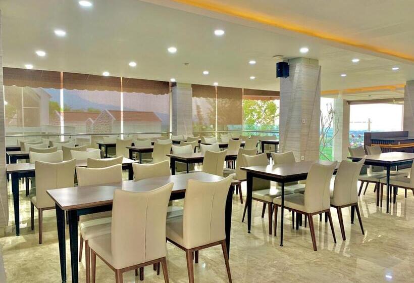 Sinergi Hotel & Villa