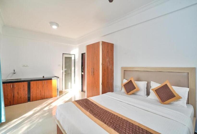 Del Hostel