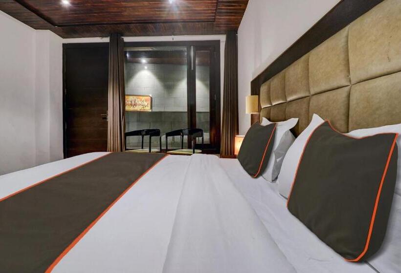 בית מלון כפרי Collection O Mount N Woods