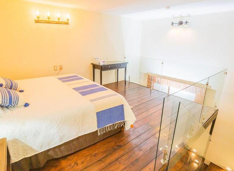 هتل Boutique La Casona Del Rey
