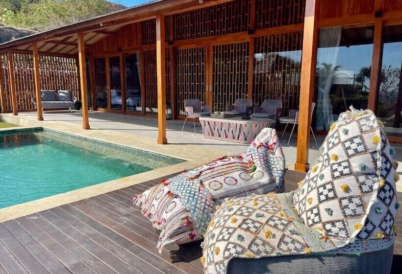 فندق Lobster Bay Lombok