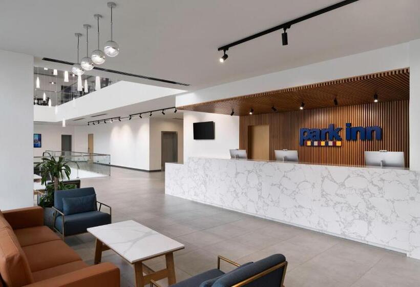 هتل Park Inn By Radisson Makkah Thakher Alsharqi
