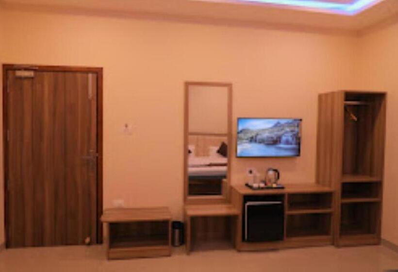 ホテル Saffron Inn, Bhiwara