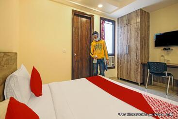 هتل O Khushi Guest House