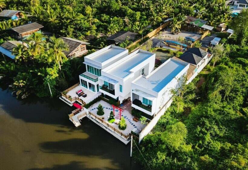 ホテル Yunoya Riverside Villa