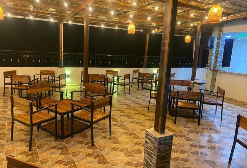 پانسیون Akuaippa Hostal Restaurant