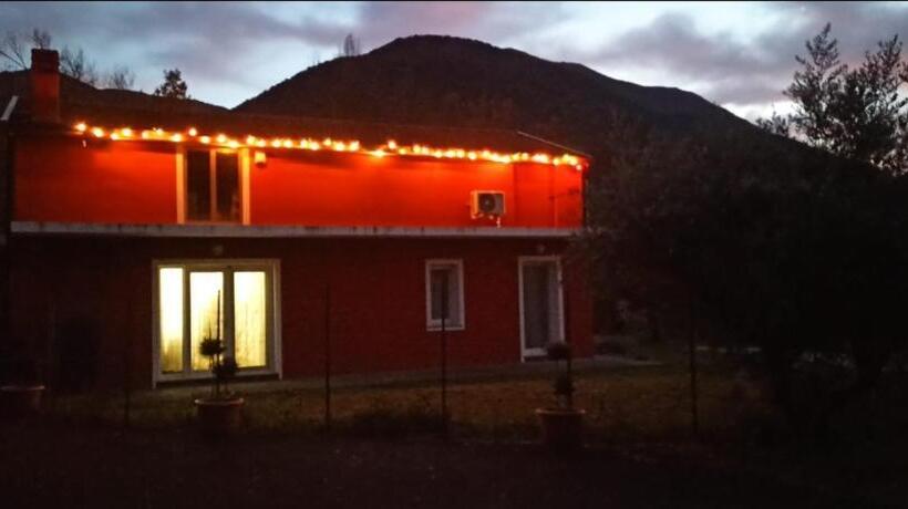 پانسیون Villa   Malibu  B & B