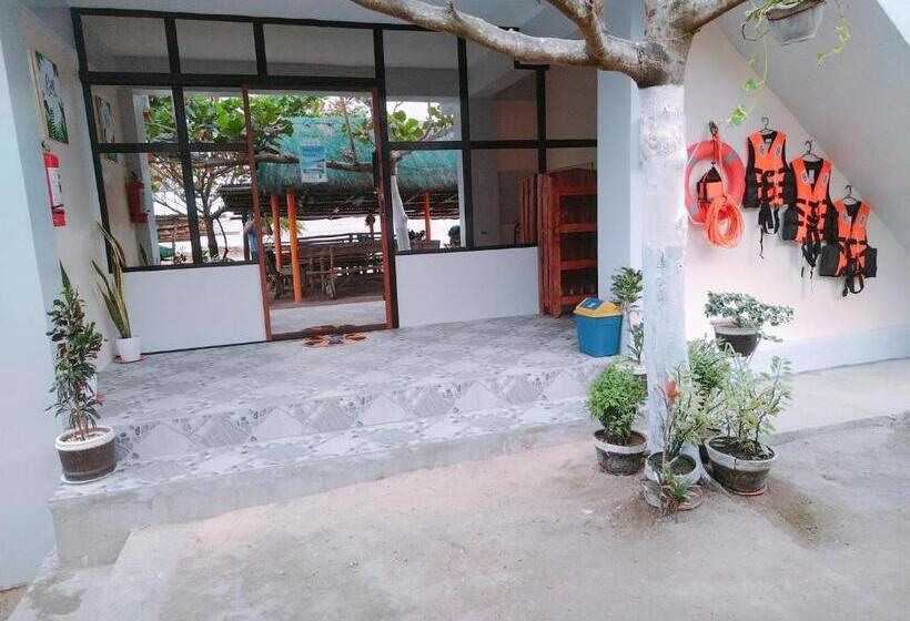Rendezvous Beach Resort Cabongaoan