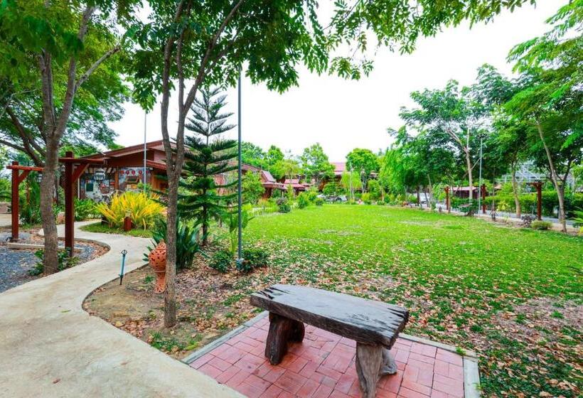 منتجع ชานไม้ รีสอร์ท