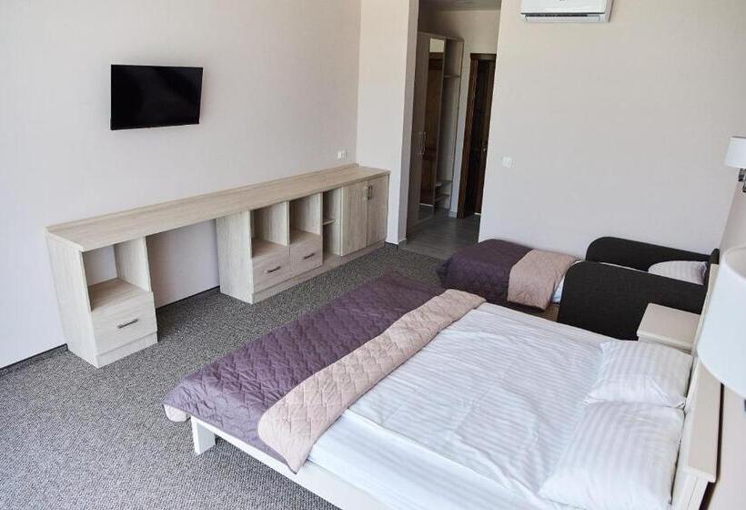 ユースホステル вілла край неба