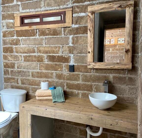 فندق صغير Cabaña En El Bosque