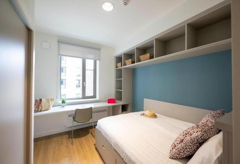 فندق صغير University Of Galway Rooms