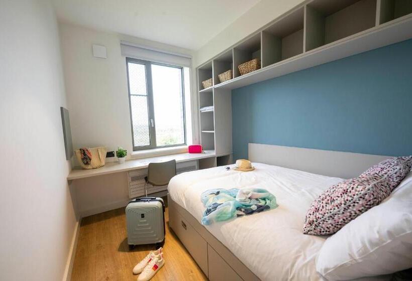 فندق صغير University Of Galway Rooms