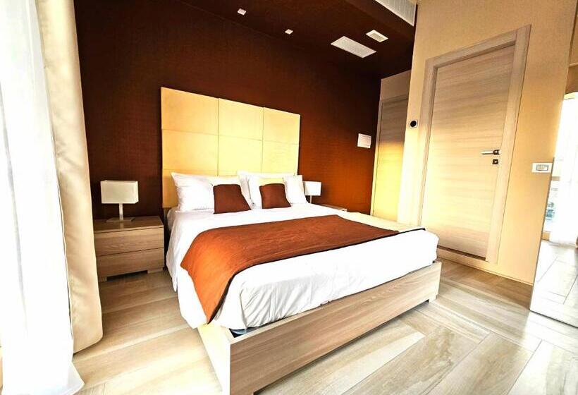 تختخواب و صبحانه Trilogy Prestige Central Premium Suites