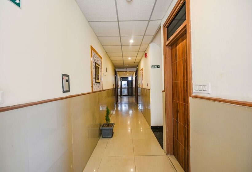 Fabhotel New Satyam
