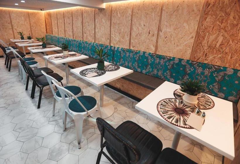 هتل Alma Candida 01