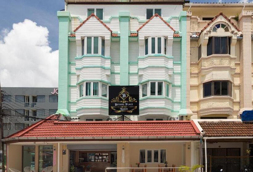 هتل Bevans Place Karon
