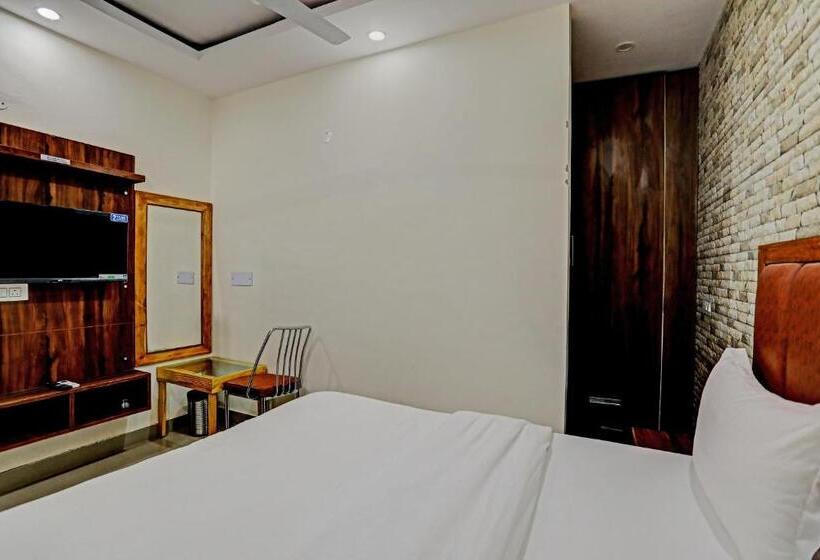 Fabhotel New Satyam