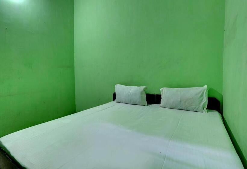 هتل Oyo Lavish Guest House